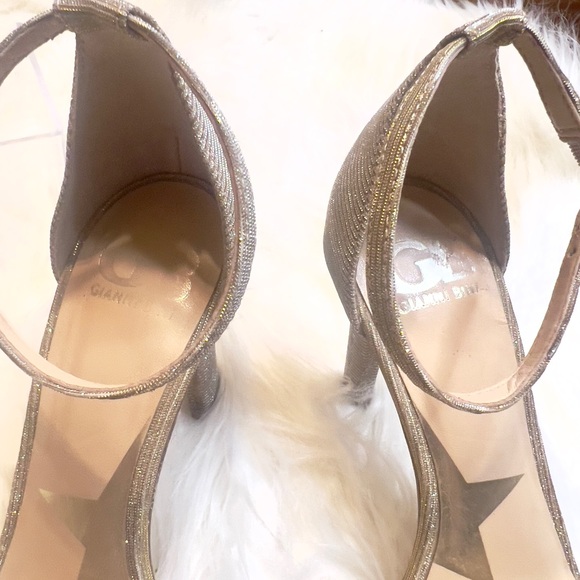 Gianni Bini Gold Stiletto Heels - Picture 8 of 8